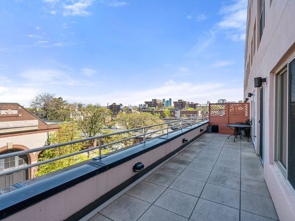 20 Webster St 505, Brookline MA 02446