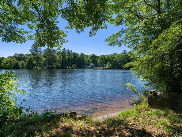 9 Westland Drive, Spencer MA 01562