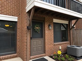 167 Greenbrook Dr
