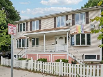 309 Beacon St,
