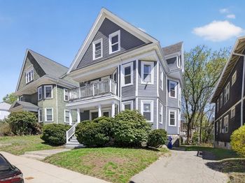 671-671A Washington St