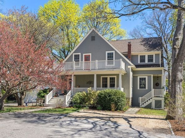 13 Cantwell Rd, Milton MA 02186