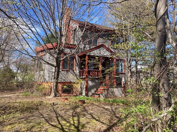 15 Russell Street, Hull MA 02045