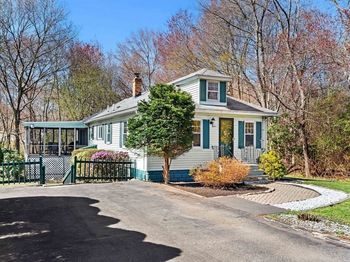 12 Lake Ave