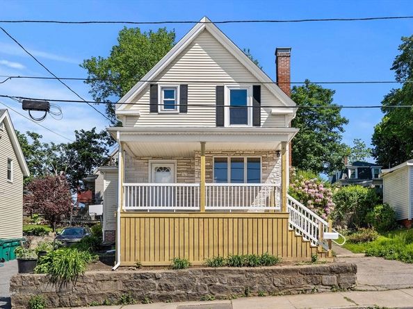 28 Hawthorne St, Lynn MA 01902