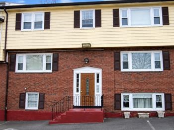 19 Glen St