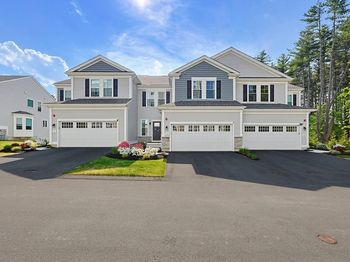 11 Winslow Ln