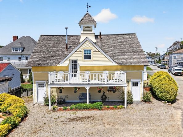 7 Sycamore St, Wareham MA 02558