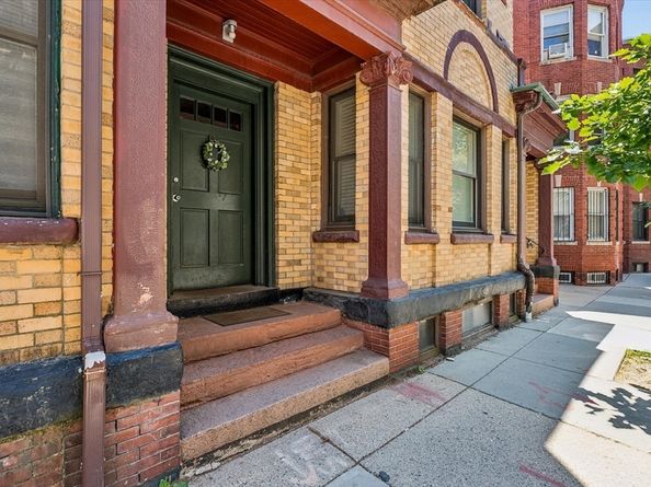 28 Edgerly Rd 2, Boston MA 02115