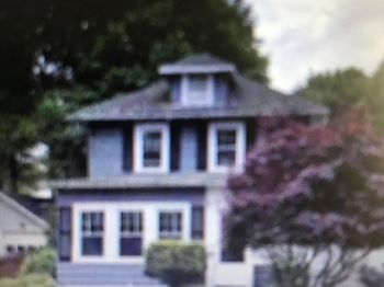 12 Regina Rd