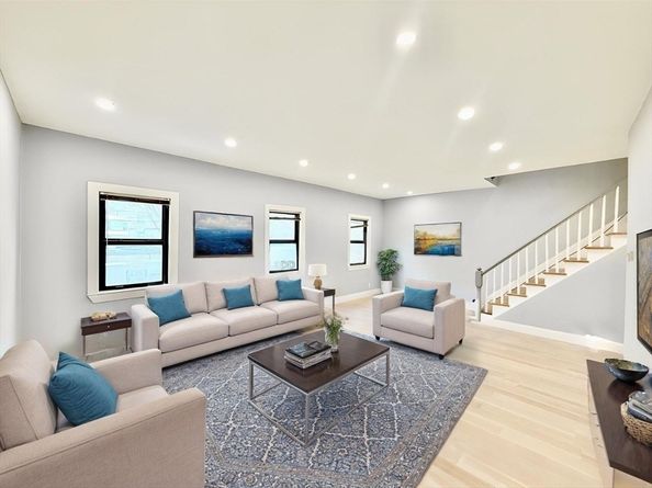 15 Berwick St 15, Melrose MA 02176