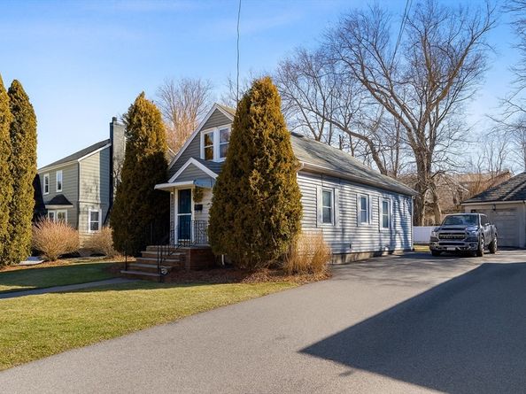 9 Wildwood Rd, Medford MA 02155