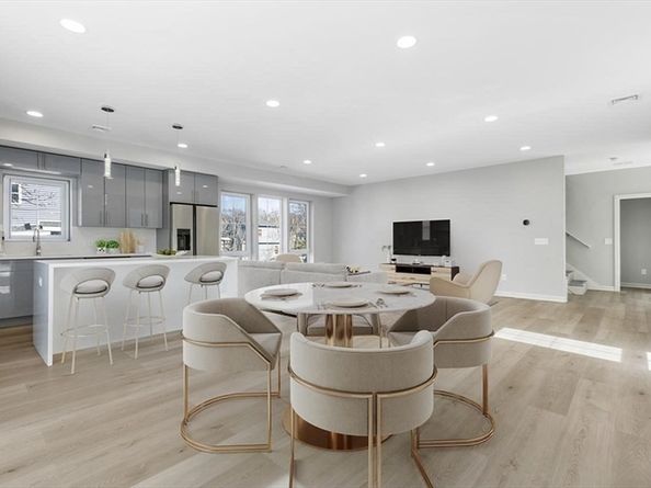 40 Elmont St 2, Boston MA 02121