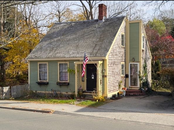 246 North, Hingham MA 02043