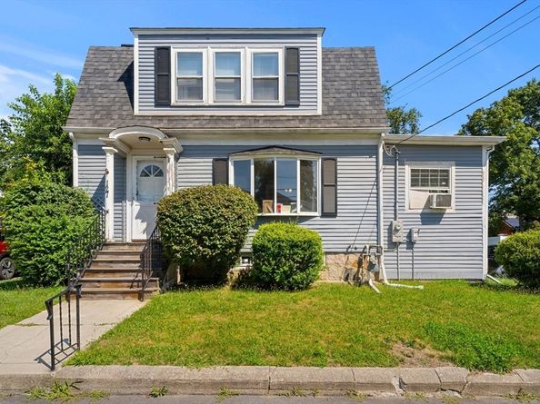 127 Hillberg Ave, Brockton MA 02301