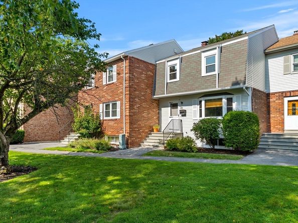 6 Loring Hills Ave D3, Salem MA 01970