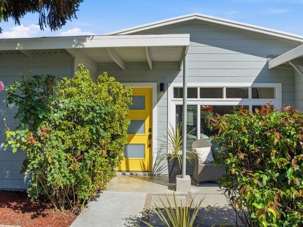 1140 Almanor Avenue, Menlo Park CA 94025
