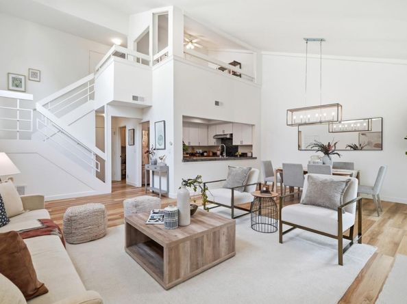 19713 Vineyard Lane, Saratoga CA 95070