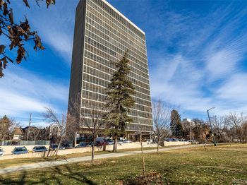 1201 N Williams Street