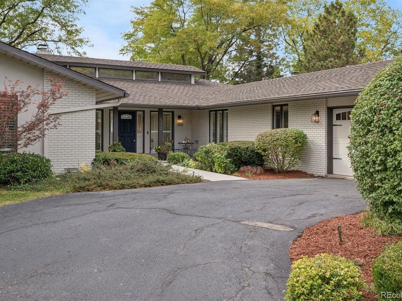 5332 Nassau Circle E, Cherry Hills Village CO 80113