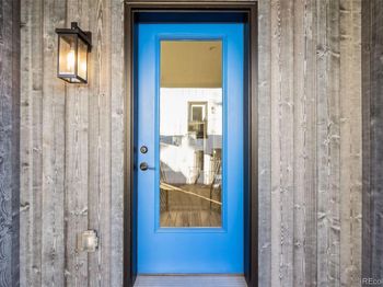 3880 Sheridan Boulevard