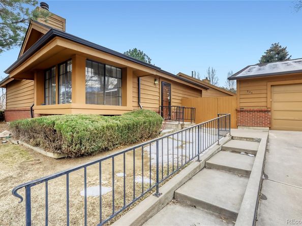 204 S Eagle Circle, Aurora CO 80012
