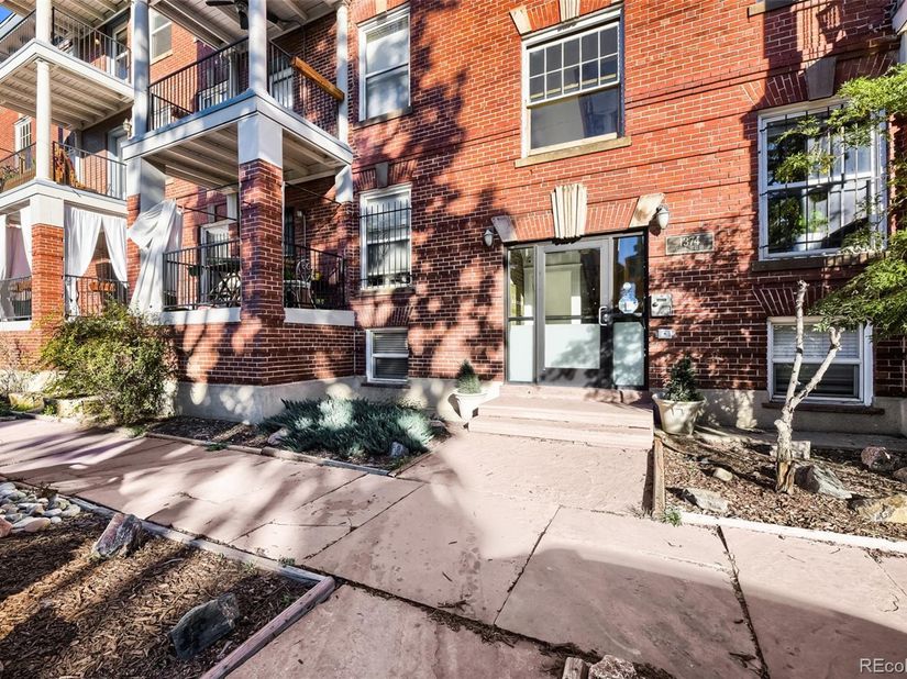 1374 N Ogden Street B, Denver CO 80218