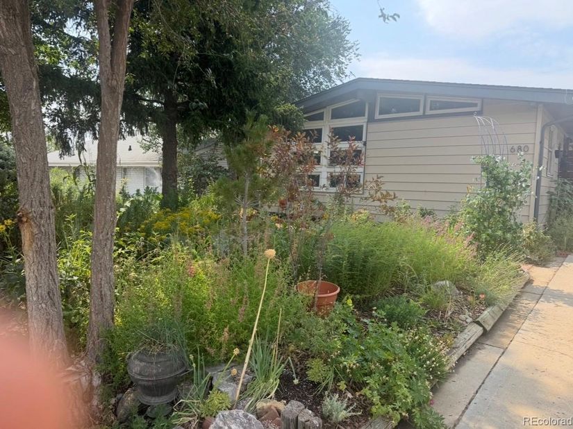 680 Bronco Road, Denver CO 80221