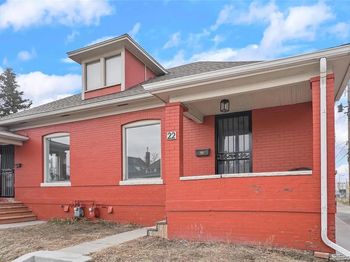 22 E Exposition Avenue