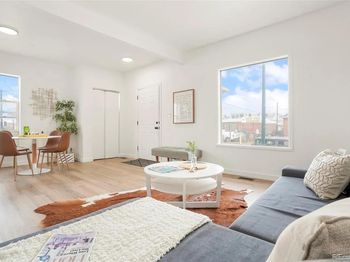 22 E Exposition Avenue