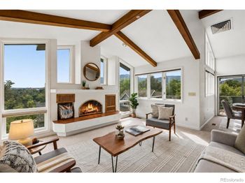 2140 Mesa Drive