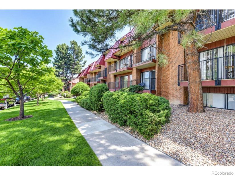 1200 College Avenue 118, Boulder CO 80302