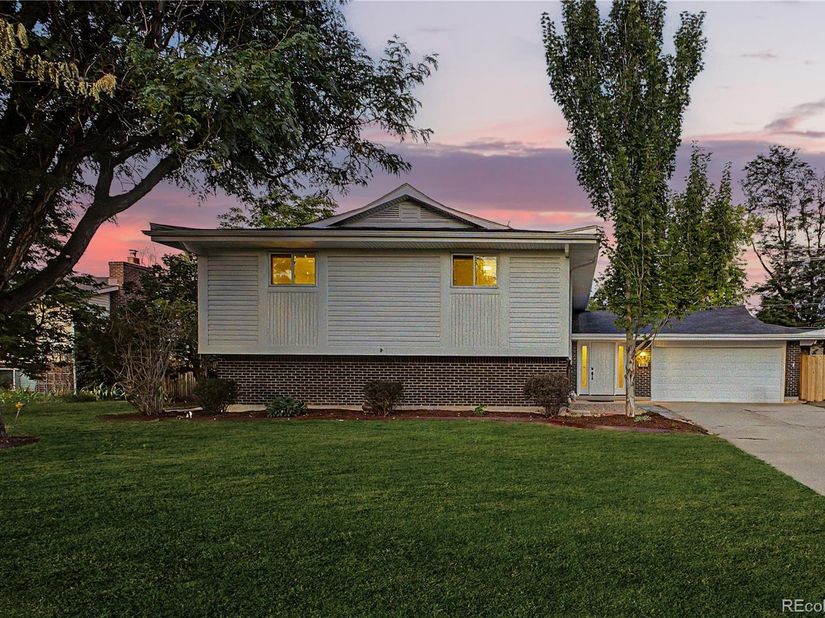 6712 S Marion Circle, Littleton CO 80122