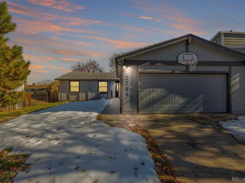 2744 S Pitkin Street, Aurora CO 80013