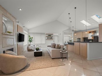 7358 Buckingham Court