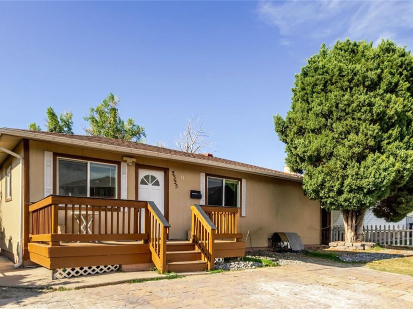 5355 E Asbury Avenue, Denver CO 80222