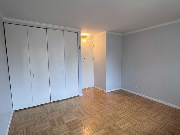 236 East 47th Street 28D, New York NY 10017