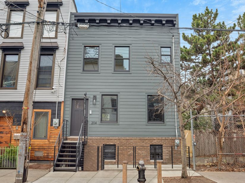 204 Richards Street, Brooklyn NY 11231