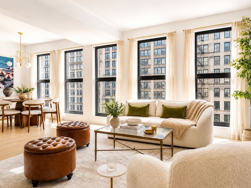 21 West 17th Street 10, New York NY 10011