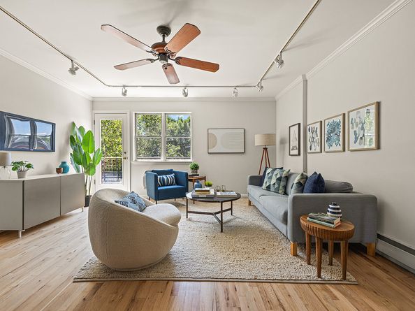 593 17th Street 3R, Brooklyn NY 11218