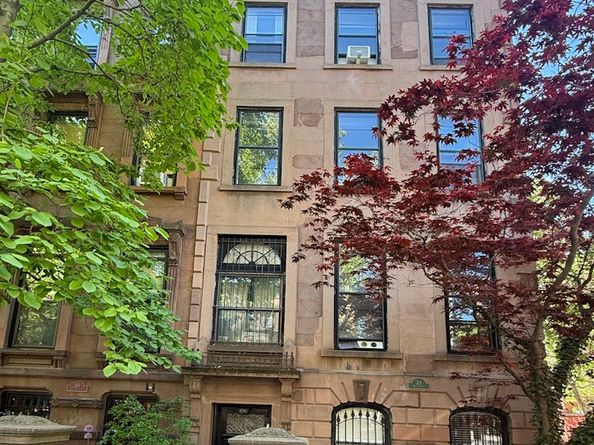 28 8th Avenue, Brooklyn NY 11217