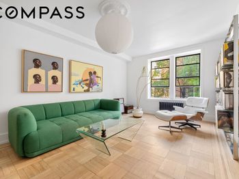 1075 Grand Concourse