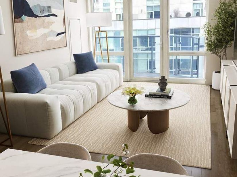 555 West 59th Street 9H, New York NY 10019