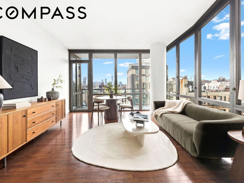 101 West 24th Street 15B, New York NY 10011