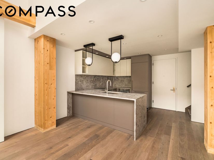 179 North 10th Street 2E, Brooklyn NY 11211