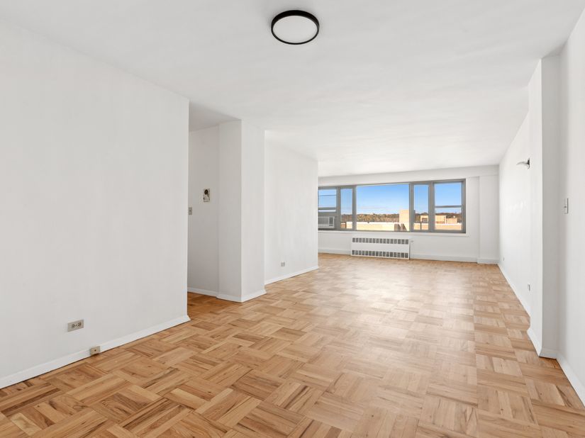 900 West 190th Street 8H, New York NY 10040