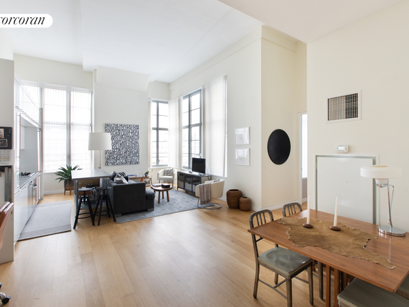 27-28 Thomson Avenue 228, Queens NY 11101