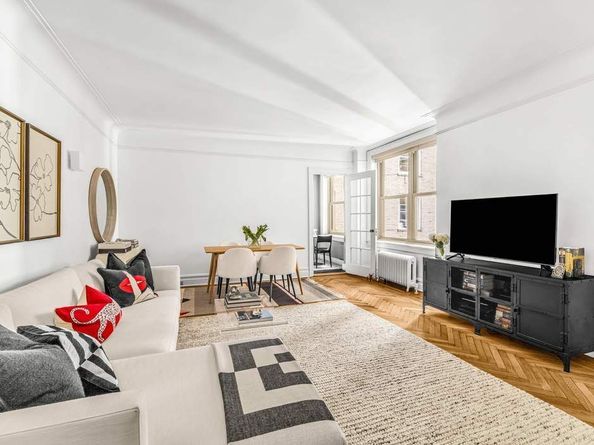 390 Riverside Drive 6D, New York NY 10025