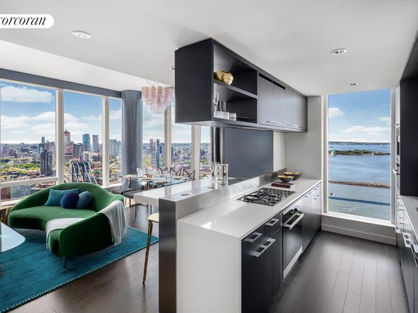 252 South Street 40C, New York NY 10002