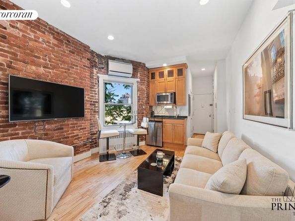 77 Perry Street 5D, New York NY 10014